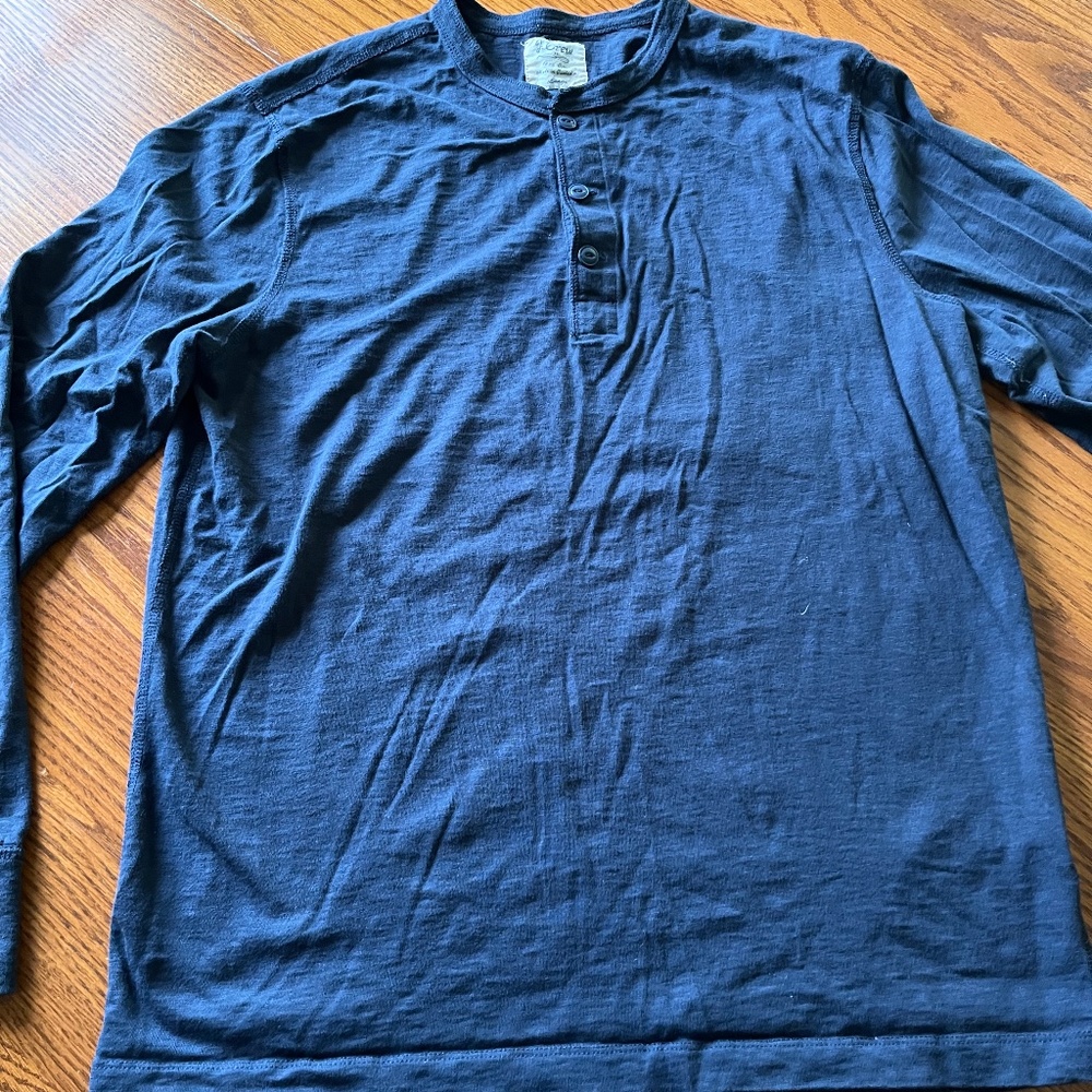 Mens J.Crew Henley shirt Large Navy